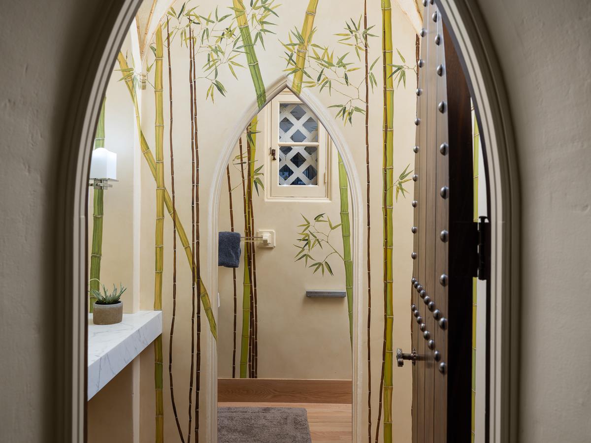 862 Chiltern Road Hillsborough, CA 94010 - Photo 22 of 58 Gallery Image 22
