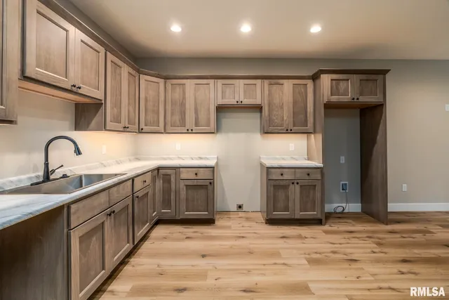 $232,500 | 207 Rowatt Street, Cambria, IL 62918