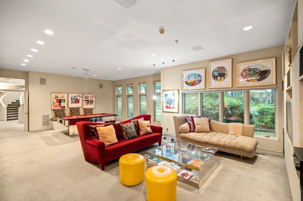 107 Normandy Road Longmeadow, MA 01106 - Photo 8 of 41 Gallery Image 8