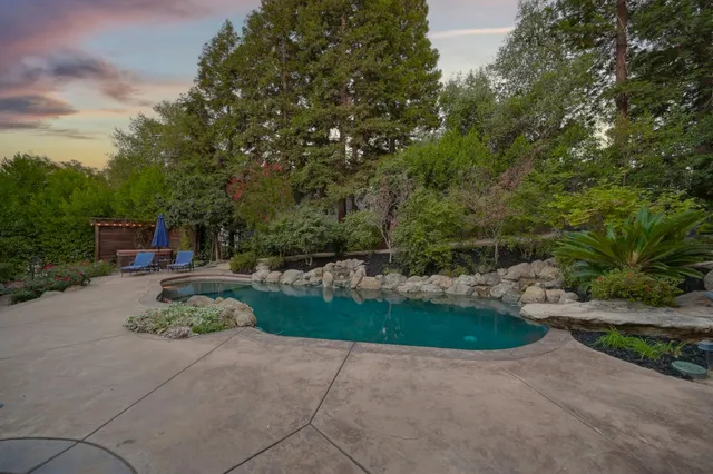 $2,100,000 | 9875 Granite View Lane, Granite Bay, CA 95746