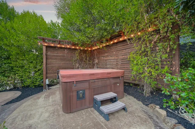 $2,100,000 | 9875 Granite View Lane, Granite Bay, CA 95746