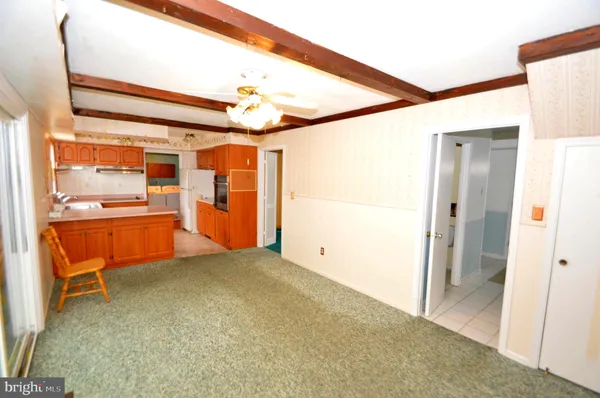 $364,900 | 8 Holton Lane, Willingboro, NJ 08046