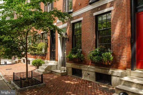 $2,295,000 | 2127 Delancey Place, Philadelphia, PA 19103