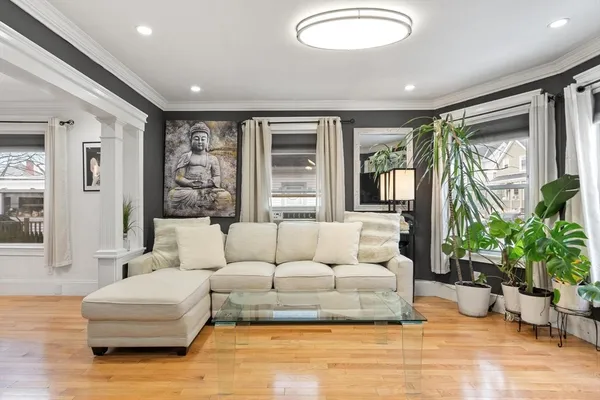 $539,900 | 48 Clarendon Avenue, Lynn, MA 01902