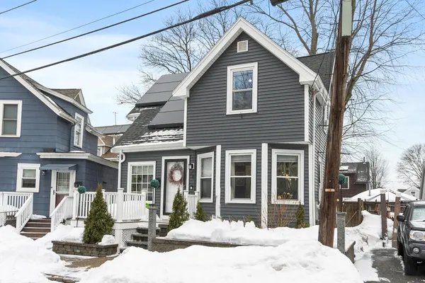 $539,900 | 48 Clarendon Avenue, Lynn, MA 01902