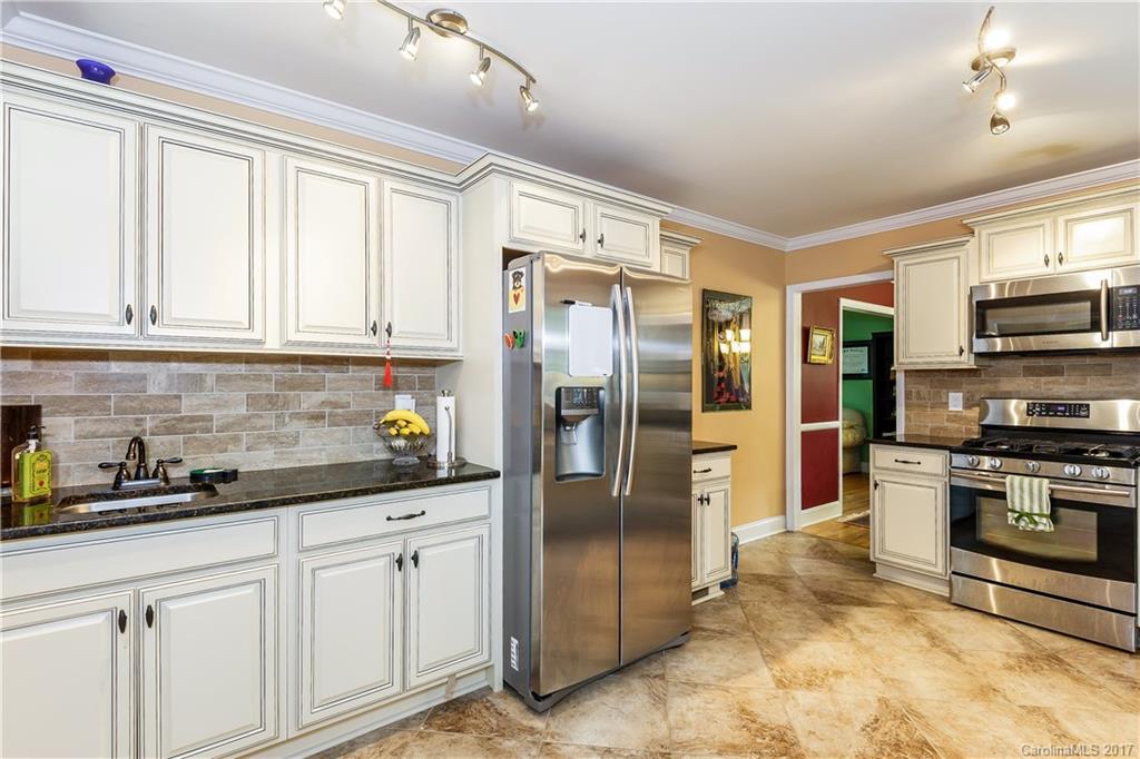3527 Providence Road Charlotte, NC 28211 - Photo 10 of 24 Gallery Image 10
