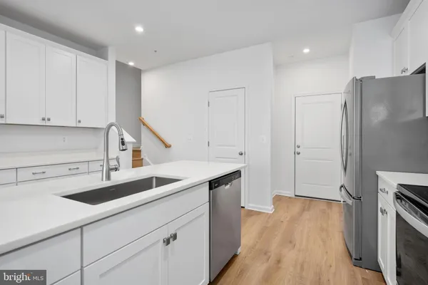 $459,900 | 2536 Neabsco Common Place, Woodbridge, VA 22191
