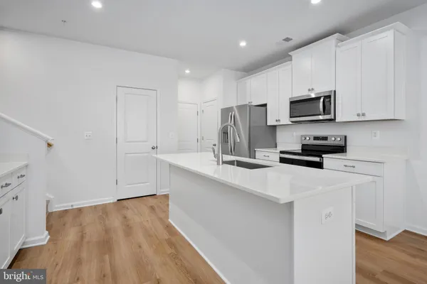 $459,900 | 2536 Neabsco Common Place, Woodbridge, VA 22191