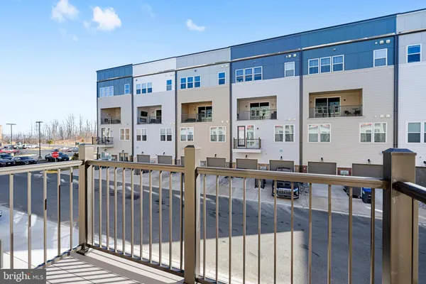$459,900 | 2536 Neabsco Common Place, Woodbridge, VA 22191