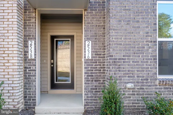 $459,900 | 2536 Neabsco Common Place, Woodbridge, VA 22191