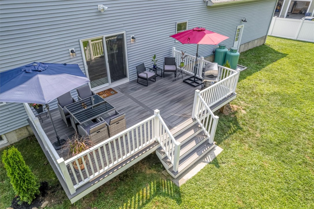 52 Greenbriar Circle Richmond, RI 02892 - Photo 26 of 32