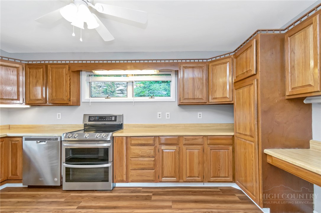 90 Rabbit Hill Lane Newland, NC 28657 - Photo 16 of 49