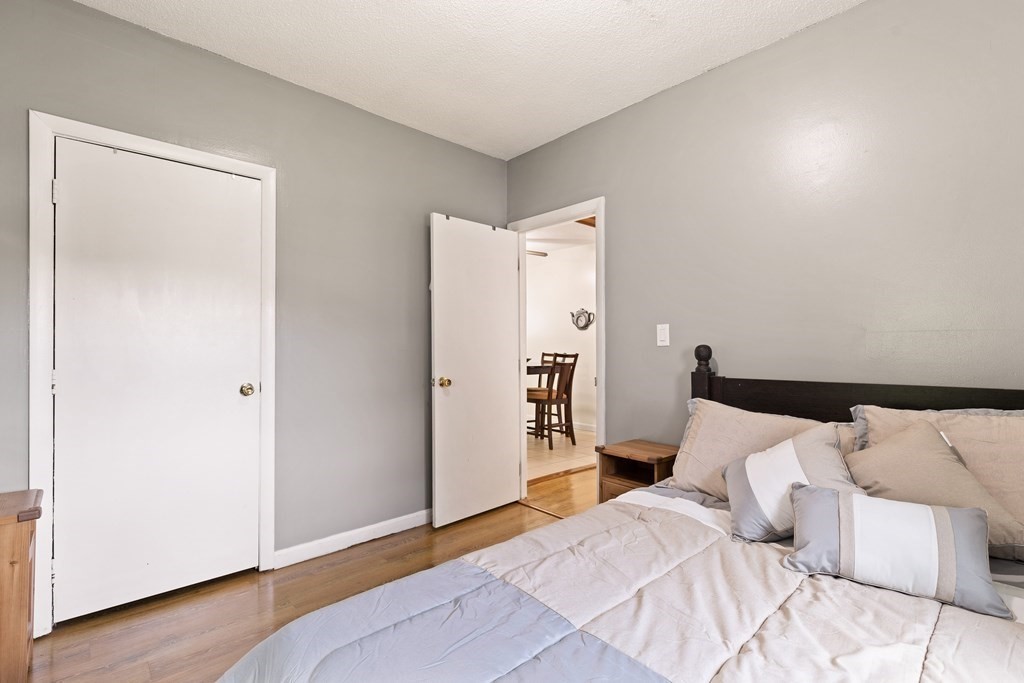 8 Ayer Road Shirley, MA 01464 - Photo 23 of 36
