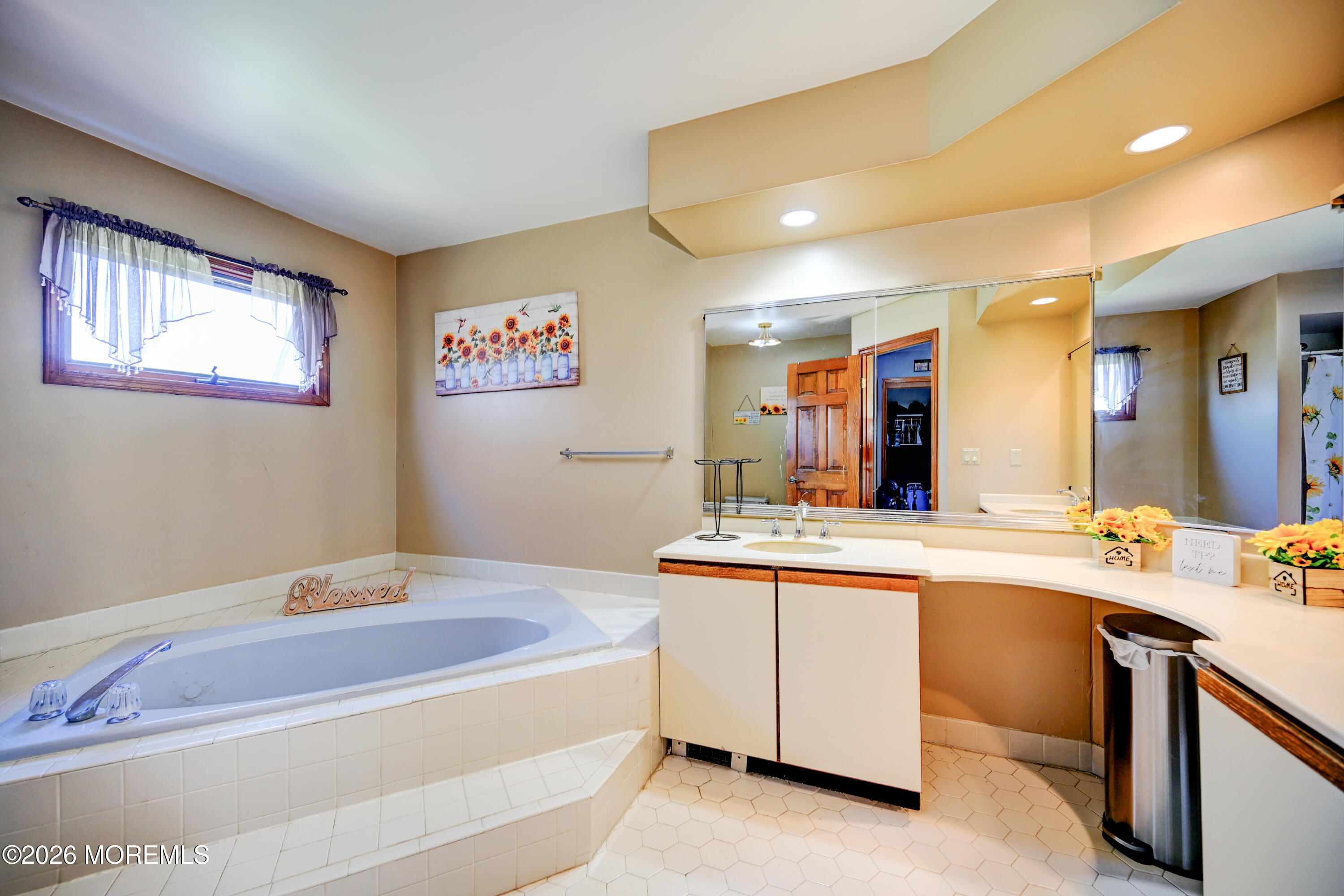 23 Red Hawk Road South Colts Neck, NJ 07722 - Photo 33 of 70 33-Primary Bathroom
