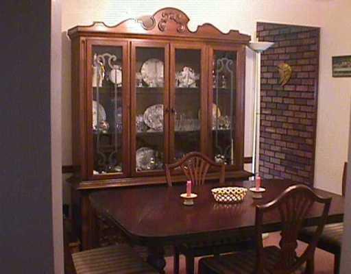 402 Orchard Spring Road Pittsburgh, PA 15220 - Photo 4 of 8 Gallery Image 4