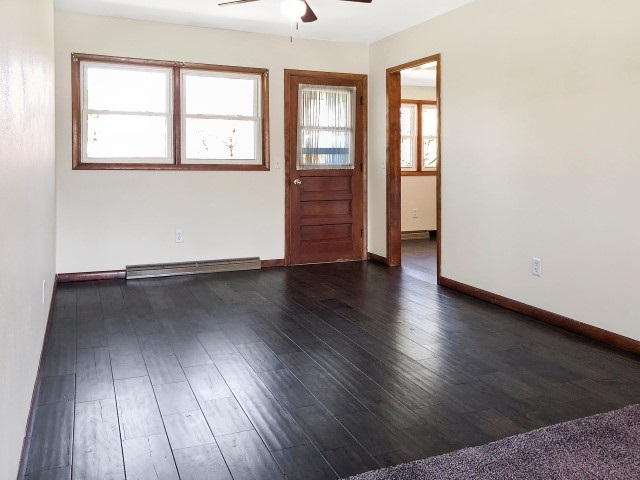 1908 West Middlebury Road Freeport, IL 61032 - Photo 12 of 21 Gallery Image 12