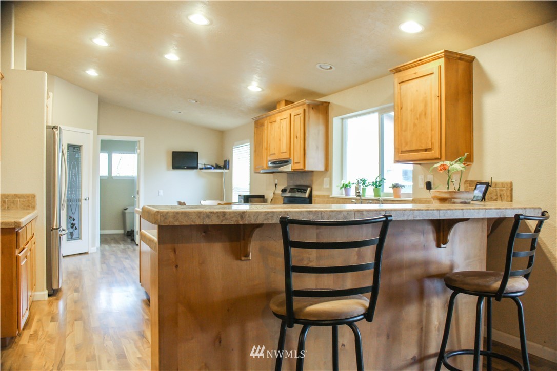 101 4th Road Chehalis, WA 98532 - Photo 3 of 25
