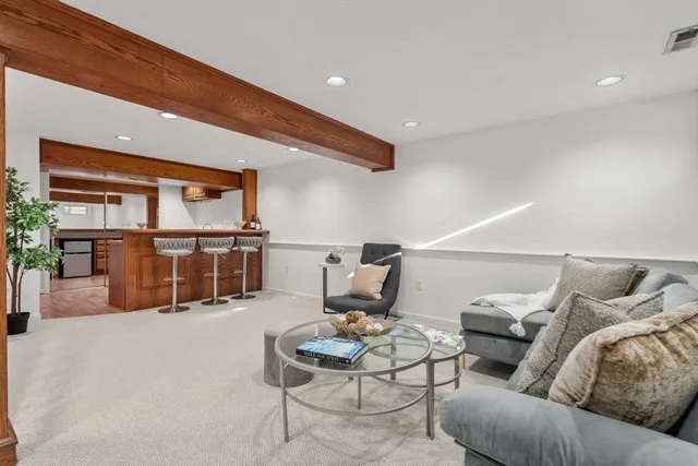 $888,000 | 160 Pine Street, Unit 15, Newton, MA 02466