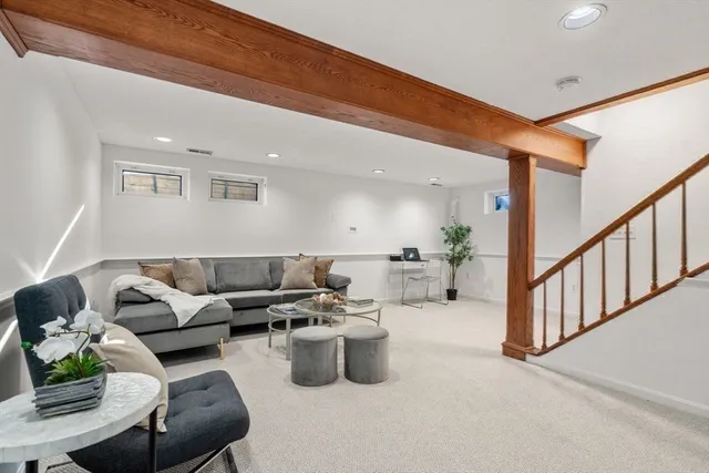 $888,000 | 160 Pine Street, Unit 15, Newton, MA 02466