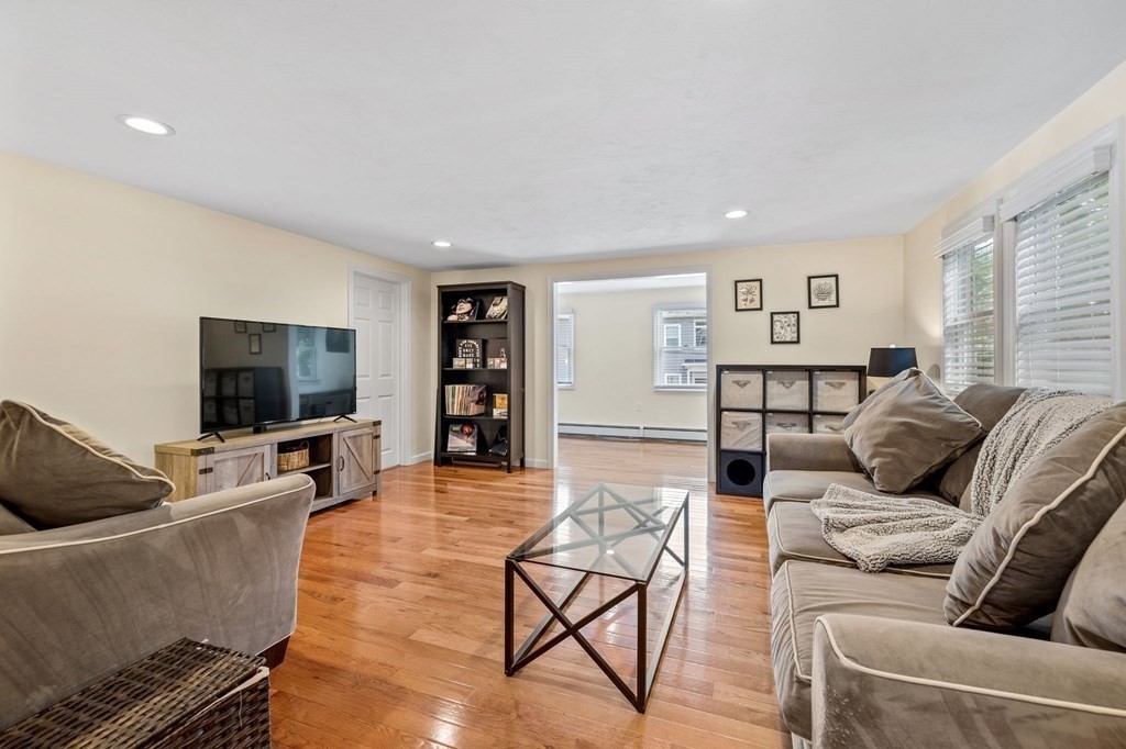 69 Spring Street Mansfield, MA 02048 - Photo 7 of 28 Gallery Image 7