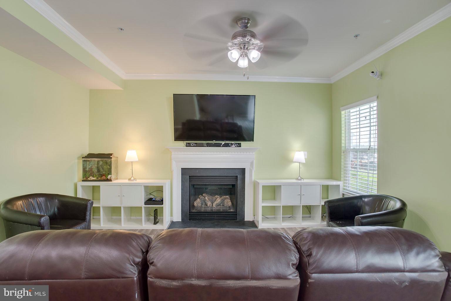 5704 Country Farm Road White Marsh, MD 21162 - Photo 11 of 45 Gallery Image 11