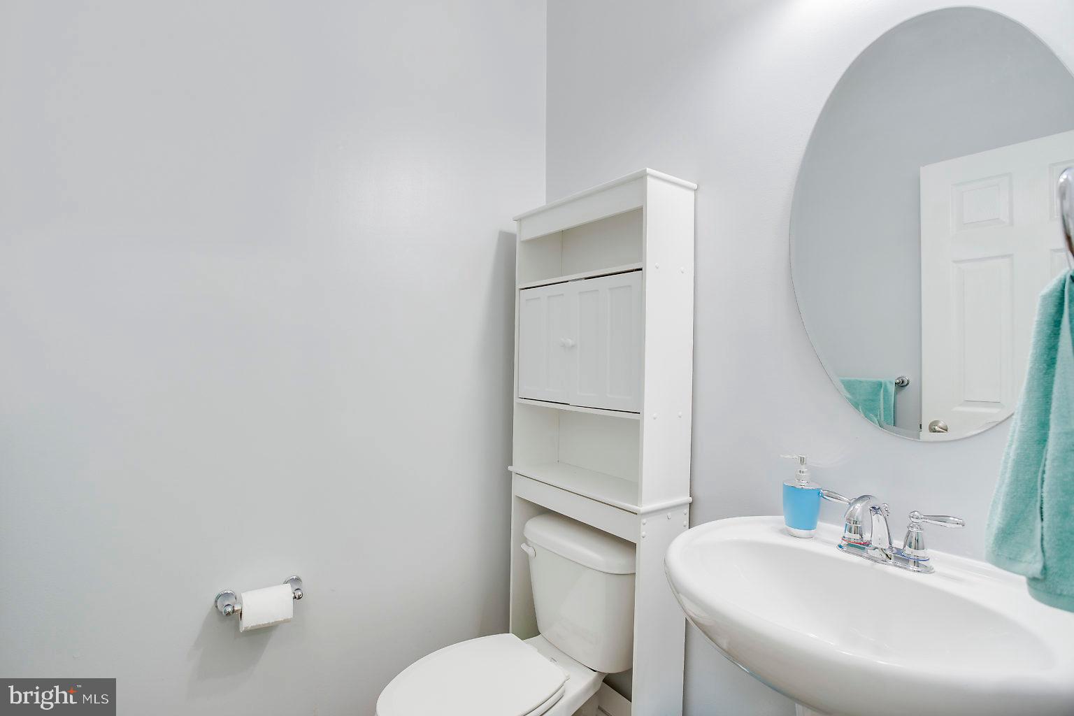 5704 Country Farm Road White Marsh, MD 21162 - Photo 12 of 45 Gallery Image 12