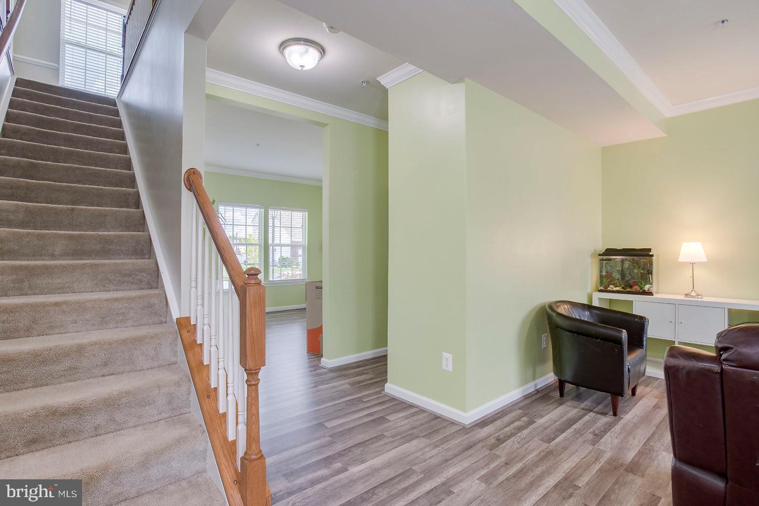 5704 Country Farm Road White Marsh, MD 21162 - Photo 7 of 45 Gallery Image 7