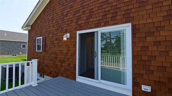 $765,736 | 520 South Shore Village Boulevard, Unit D1, South Kingstown, RI 02879