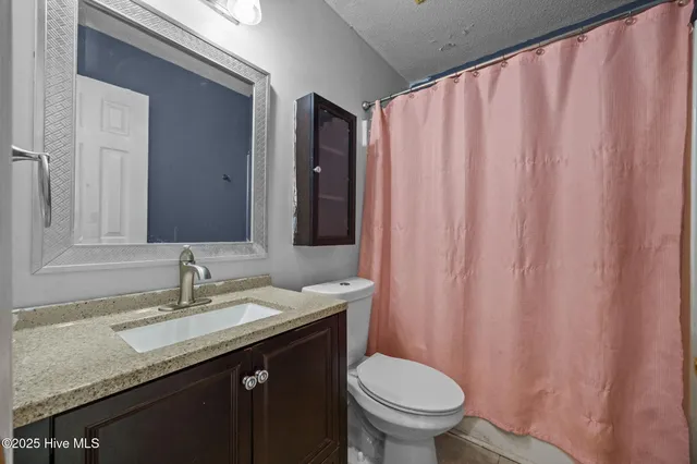 $325,000 | 104 Dundee Court, Jacksonville, NC 28546