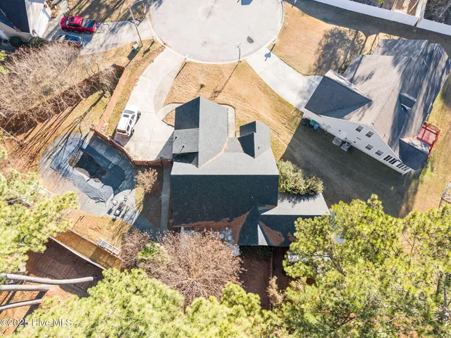 $325,000 | 104 Dundee Court, Jacksonville, NC 28546