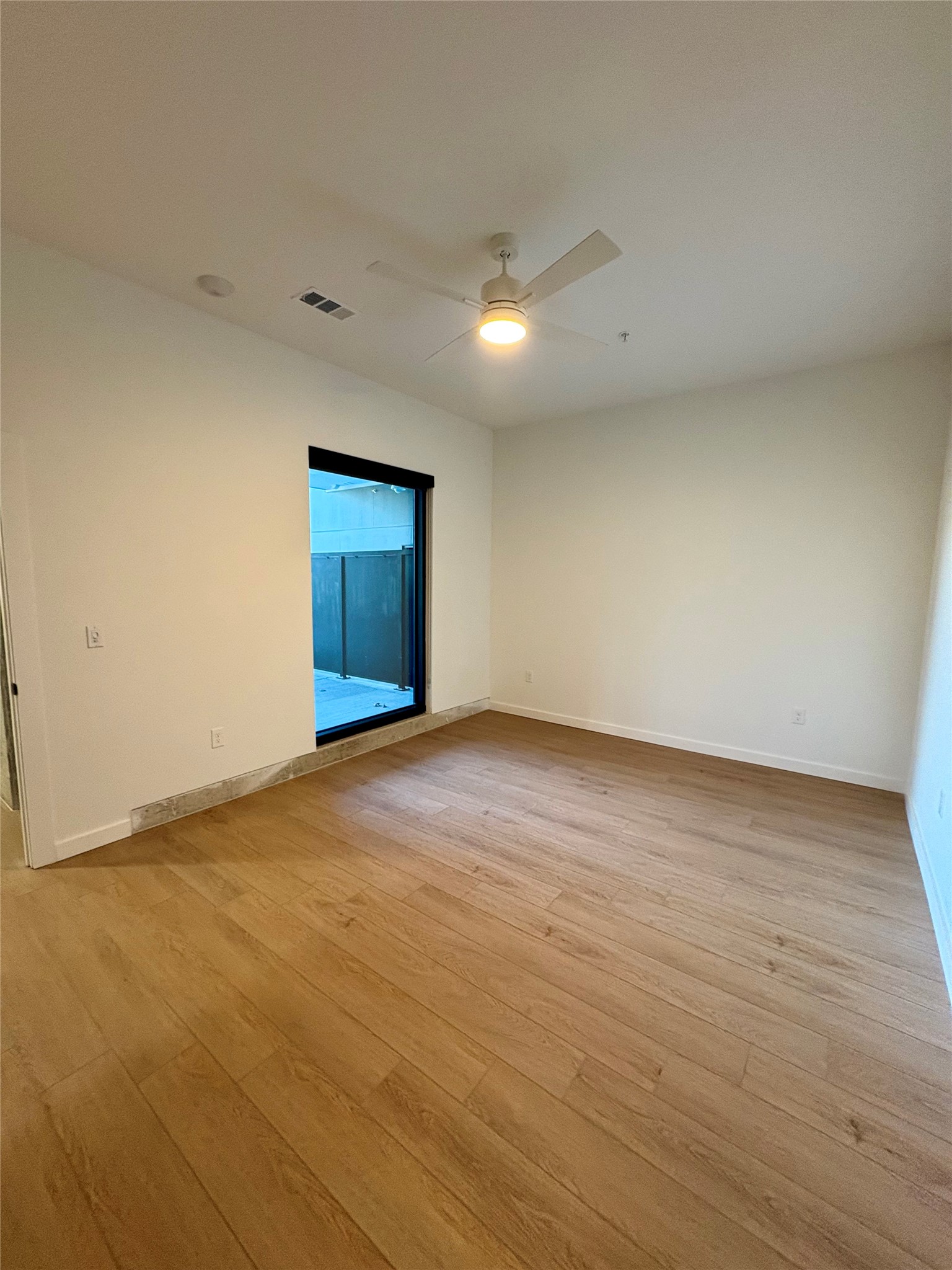 2623 Keene Street, Unit 101 Houston, TX 77009 - Photo 9 of 18 Bedroom