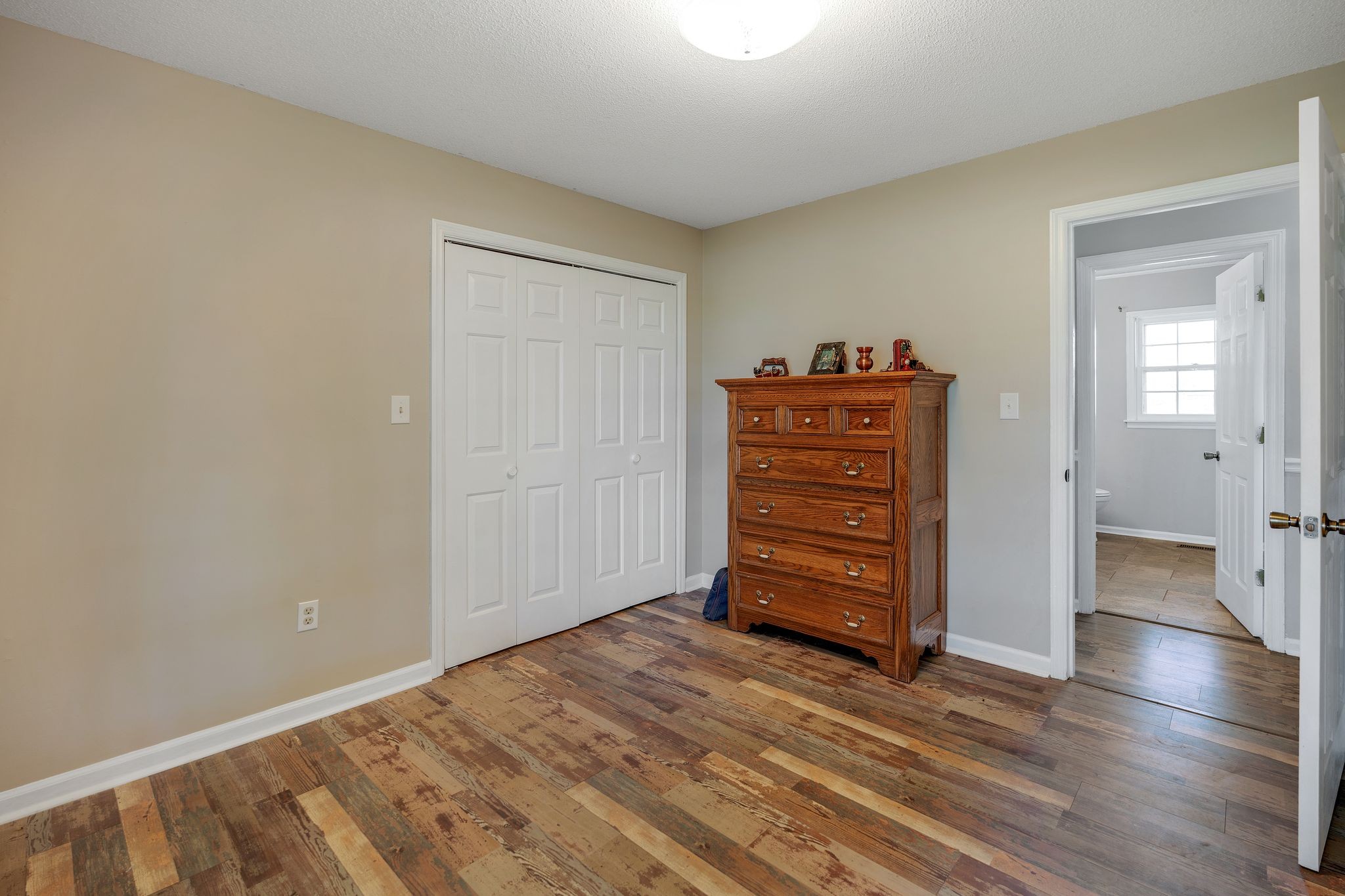 155 Marcella Falls Road Ethridge, TN 38456 - Photo 19 of 33 a view of room with wooden floor