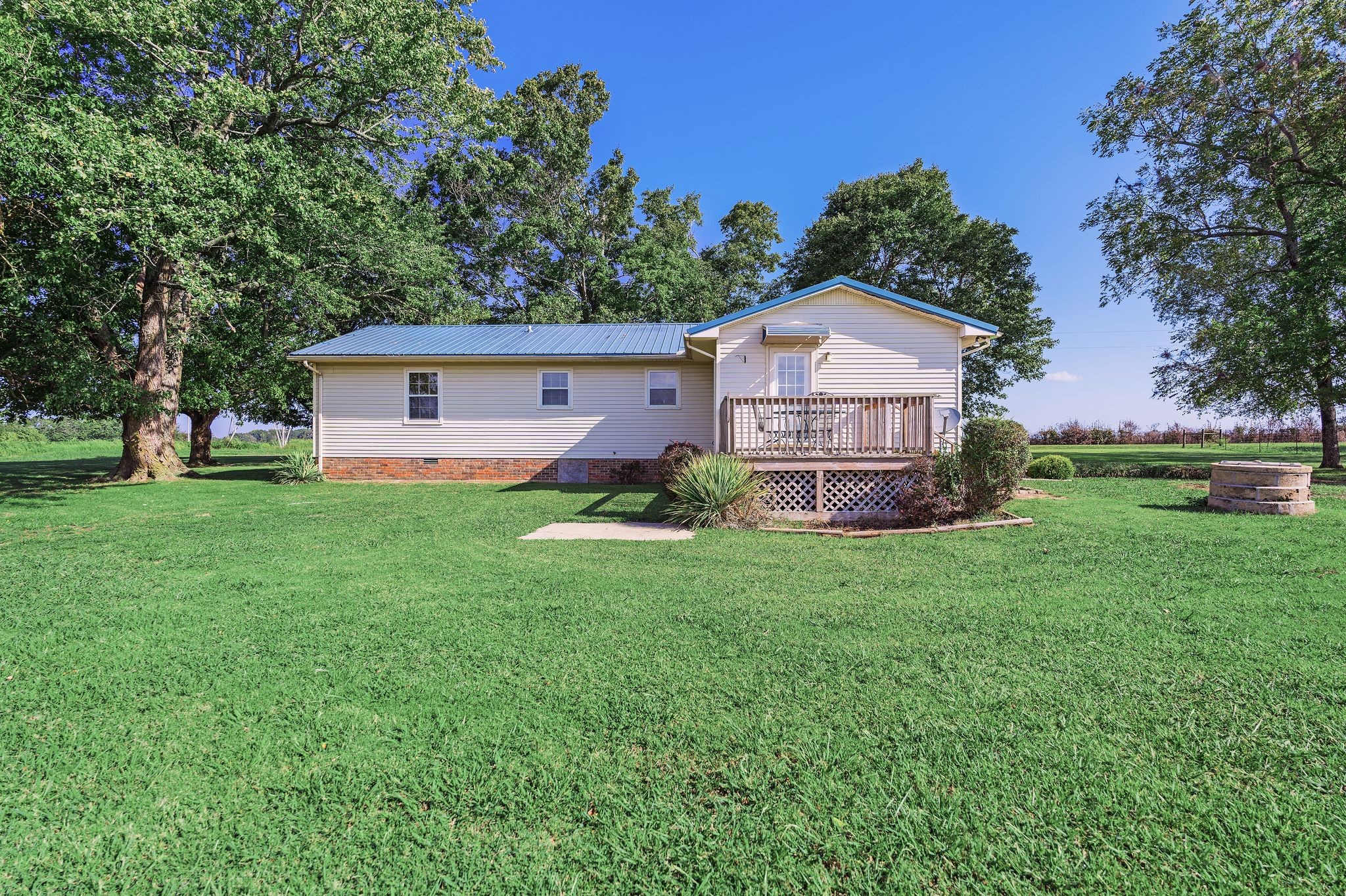 155 Marcella Falls Road Ethridge, TN 38456 - Photo 27 of 33 a front view of house with yard and green space