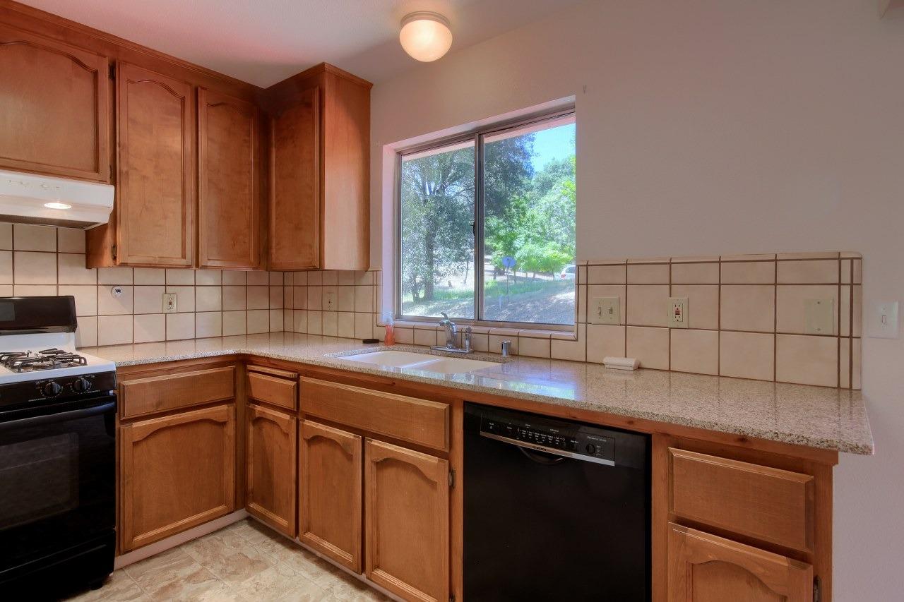 51731 Quail Ridge Road Oakhurst, CA 93644 - Photo 12 of 32 Gallery Image 12