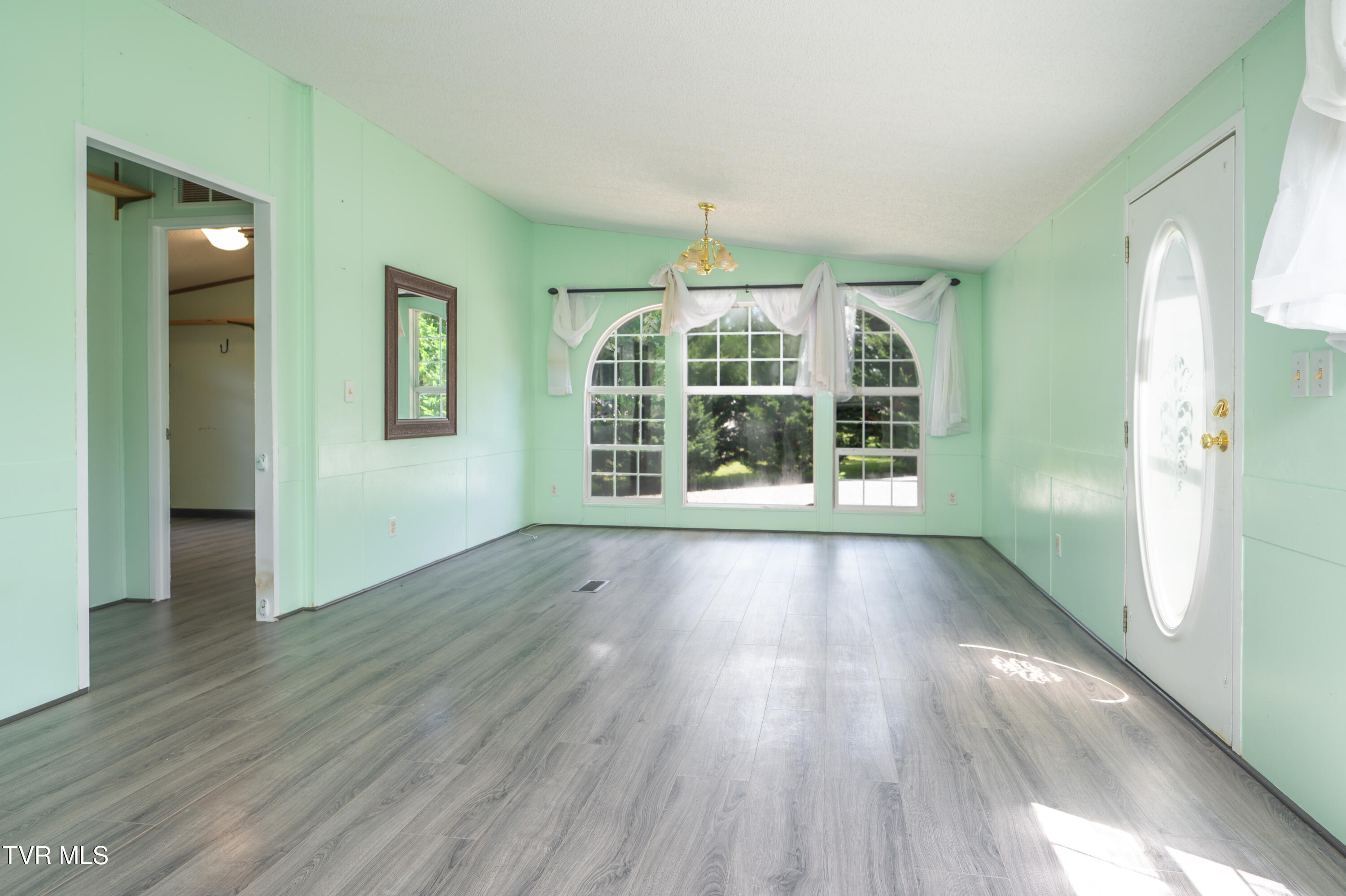 229 Davy Crockett Road Limestone, TN 37681 - Photo 4 of 49 Davy Crockett Rd-4