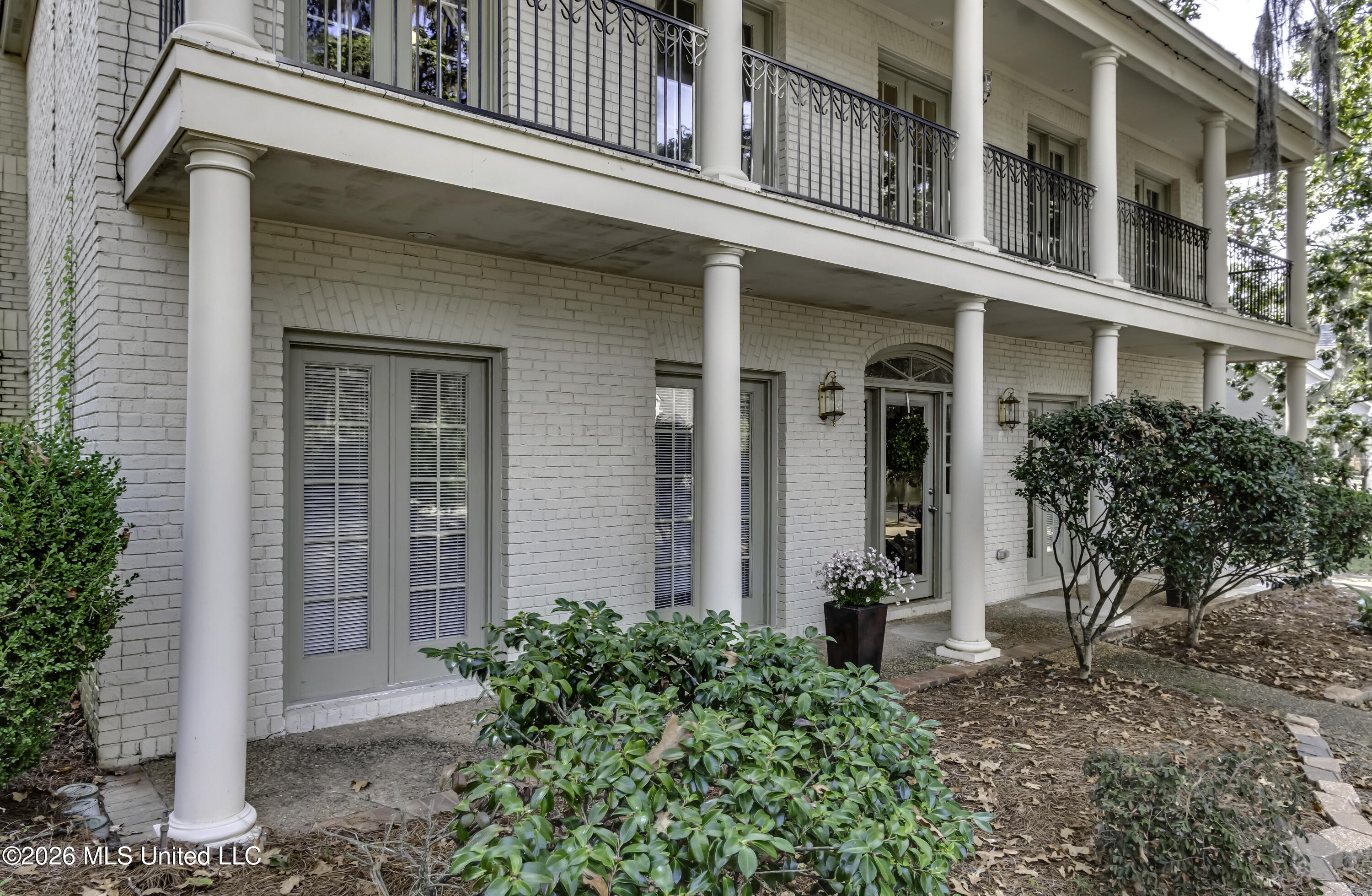 30 Moss Forest Cir--3