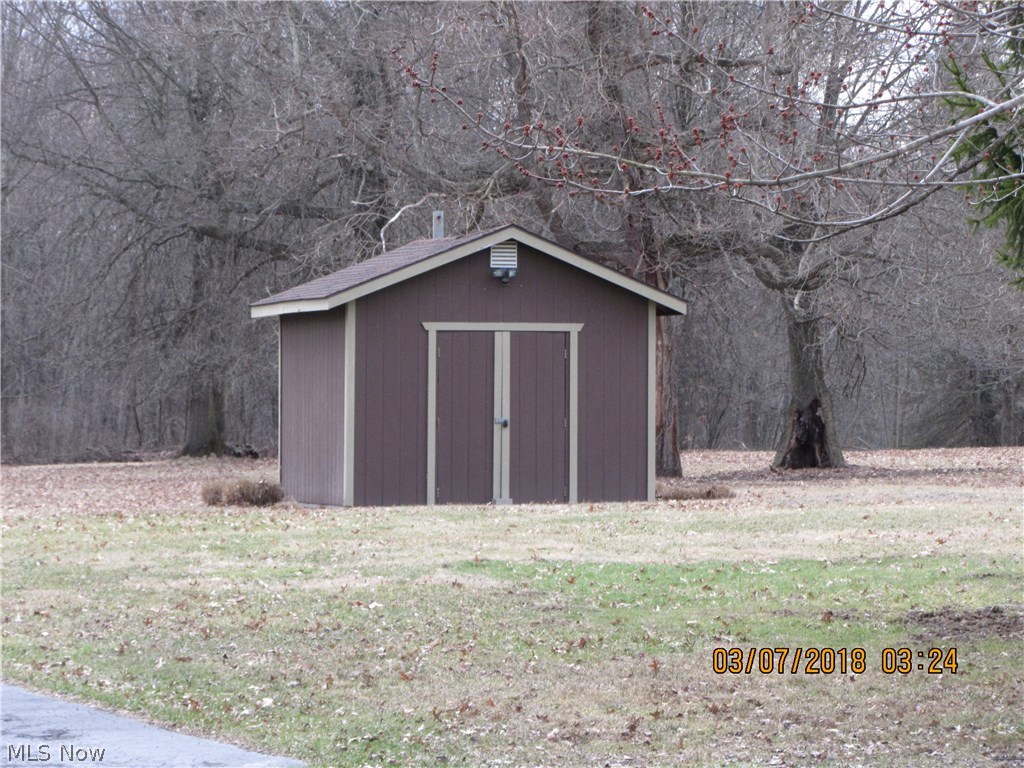 416 North 4 Mile Run Road Austintown, OH 44515 - Photo 12 of 20
