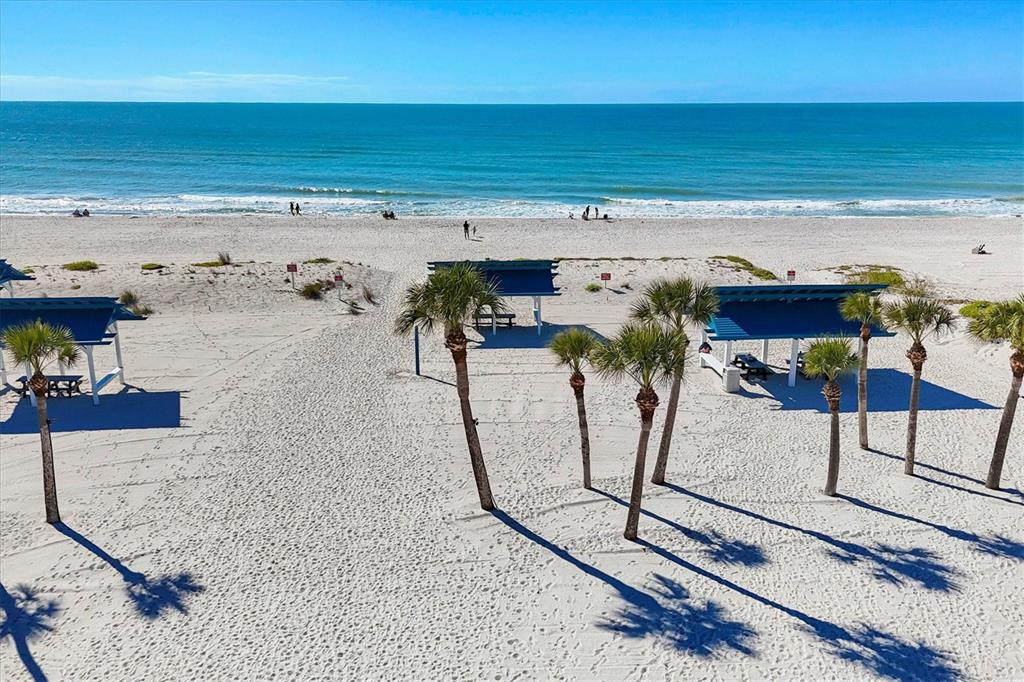 3540 Mistletoe Lane Longboat Key, FL 34228 - Photo 69 of 80