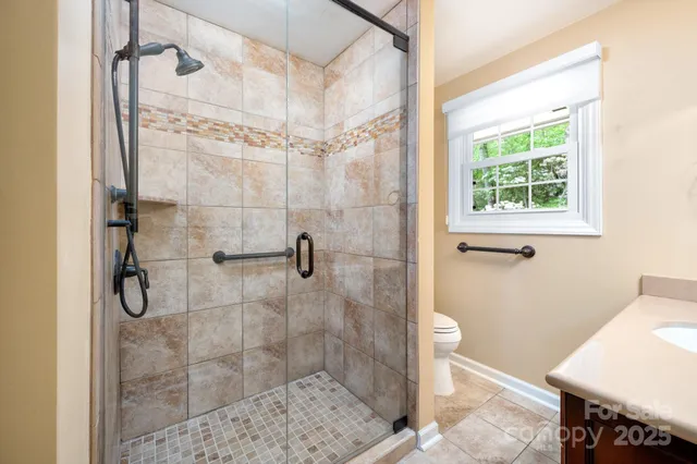 $775,000 | 200 Allen Mountain Drive, Black Mountain, NC 28711