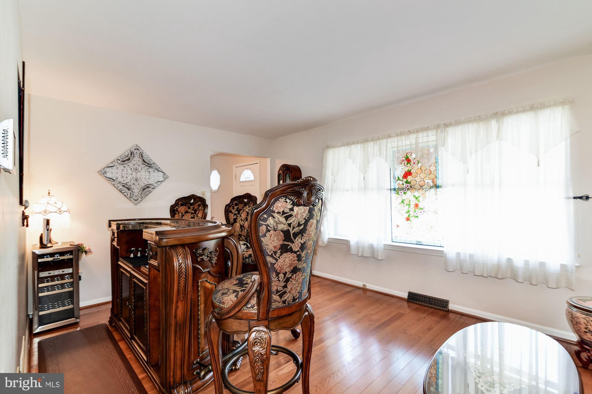 3 West Belair Road Ridley Park, PA 19078 - Photo 5 of 25 Living Room