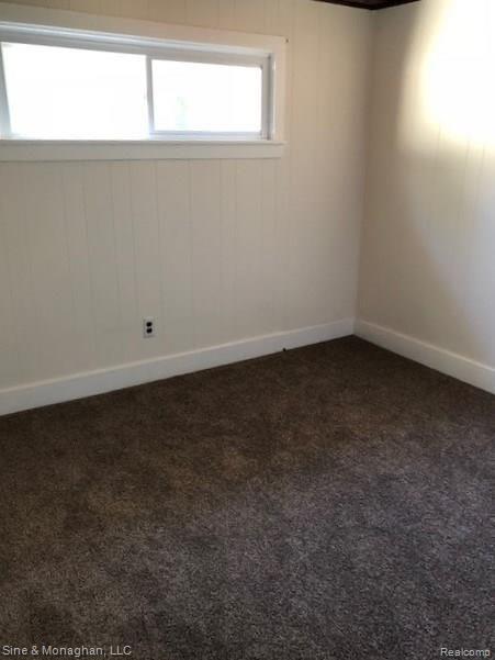 2166 Michigan Road Port Huron, MI 48060 - Photo 12 of 14 12.jpg