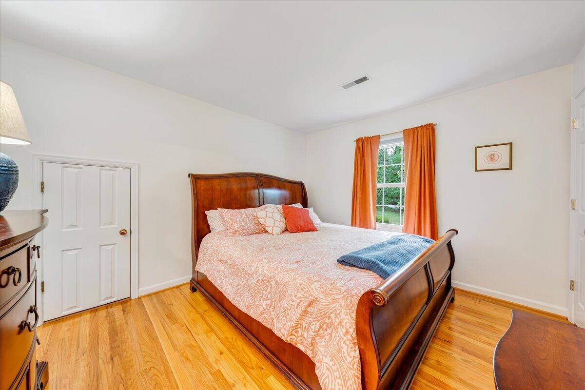 21 Queen Regent Court Blue Ridge, VA 24064 - Photo 43 of 70 52-MIB04411