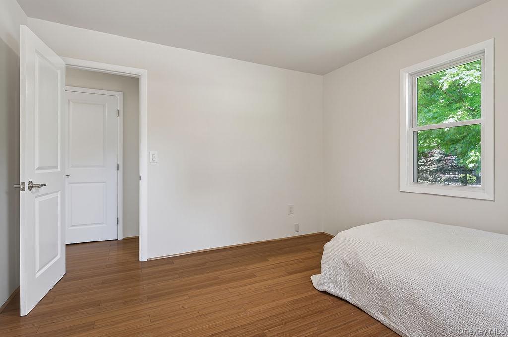 6 Winterberry Road Fishkill, NY 12524 - Photo 21 of 43 Bright and airy!