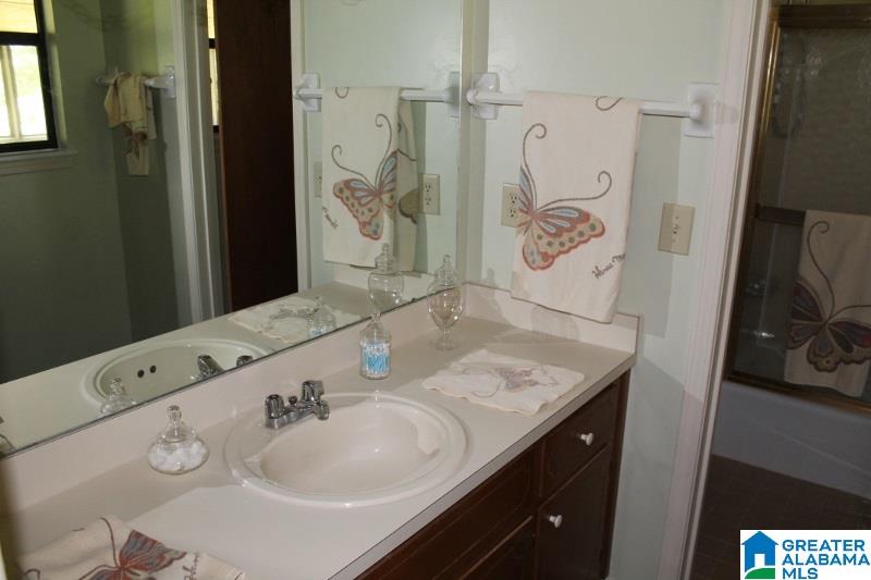 2130 Sandlin Road Birmingham, AL 35235 - Photo 16 of 20