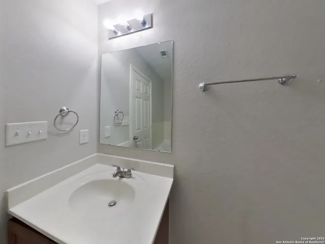 $1,429 | 13271 Cipresso Palco, San Antonio, TX 78253