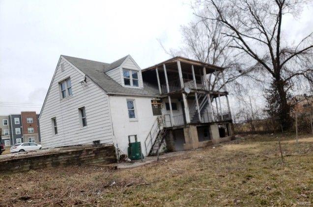 2120 Chambers Road St. Louis, MO 63136 - Photo 3 of 14 Gallery Image 3