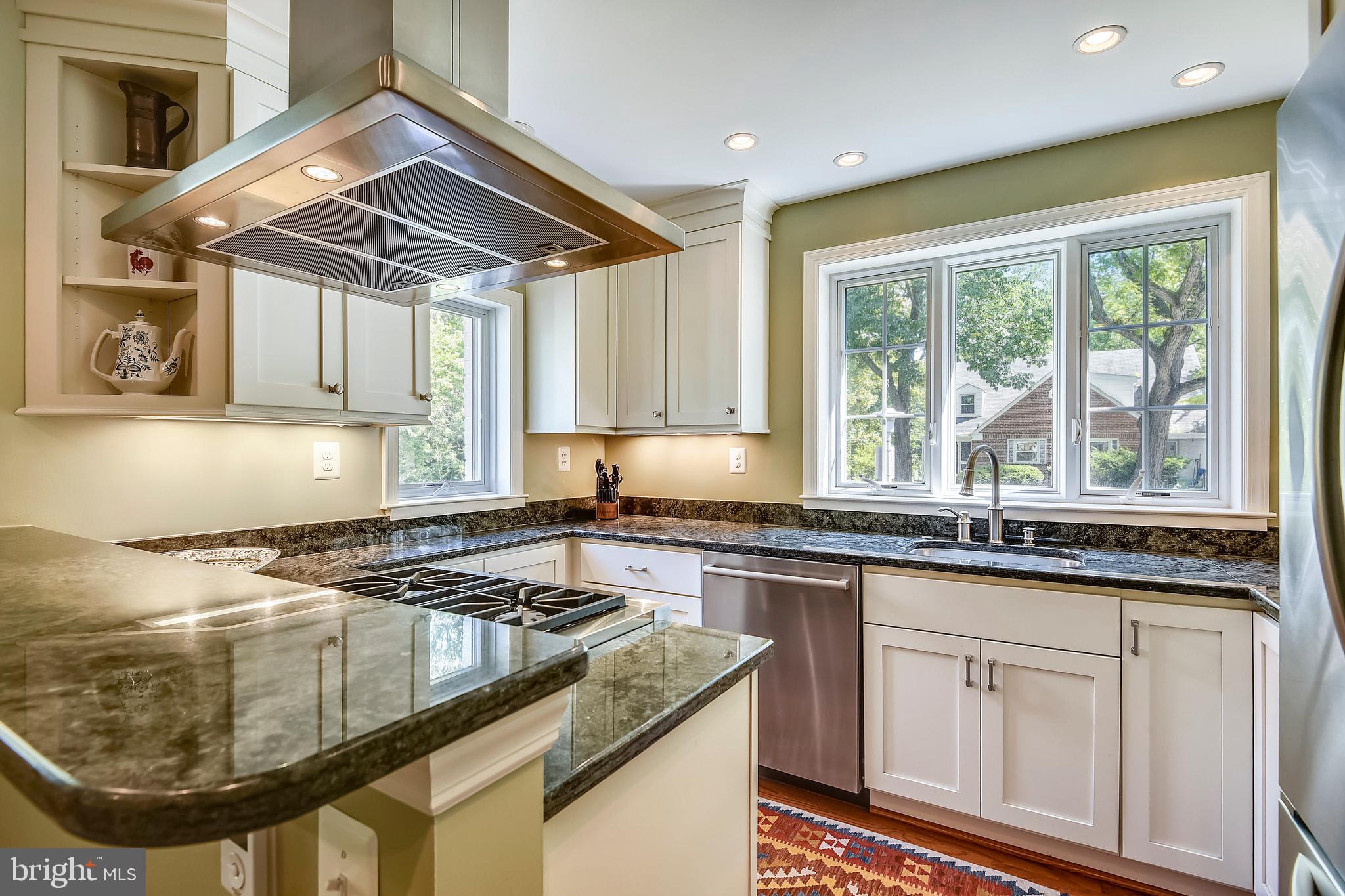 5722 Ranny Road Baltimore, MD 21209 - Photo 8 of 38