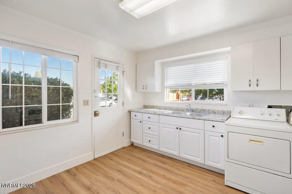 80 Locust Street Reno, NV 89502 - Photo 11 of 49 008_dsc00287_417