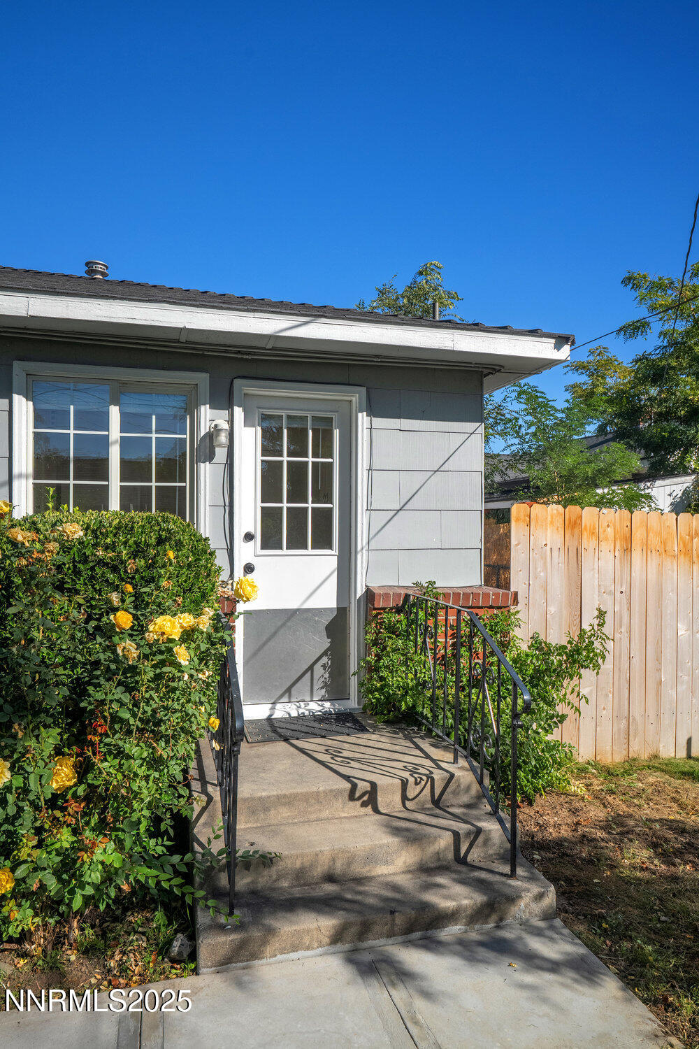 80 Locust Street Reno, NV 89502 - Photo 23 of 49 a front view of a house with garden