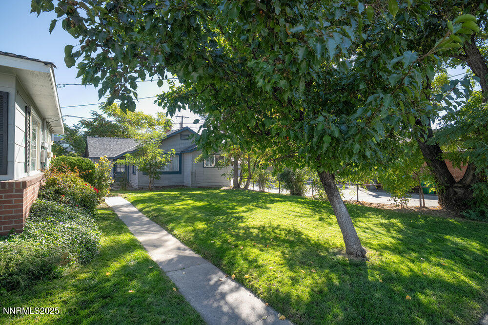 80 Locust Street Reno, NV 89502 - Photo 41 of 49 a backyard of a house with lots of green space
